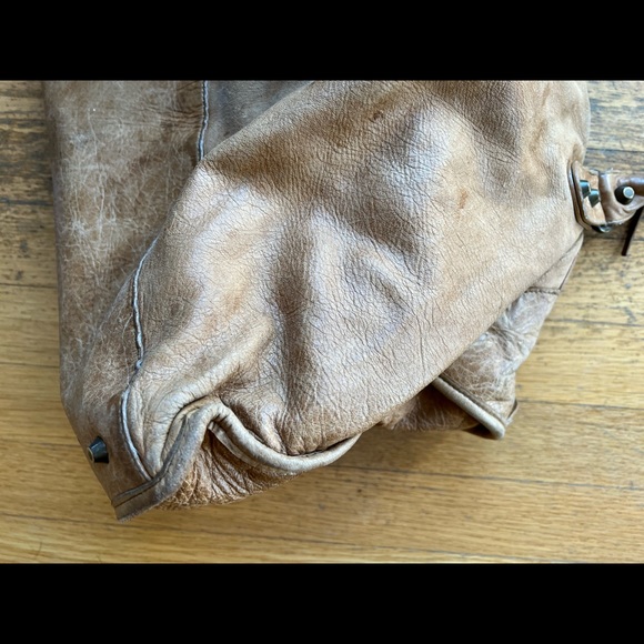 100%authentic Balanciaga Motorcycle bag. Large.Well loved in amazing condition. - Picture 7 of 14